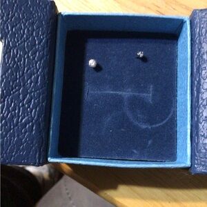 Source Unknown Dazzling Silver Stud Earrings Different Sizes